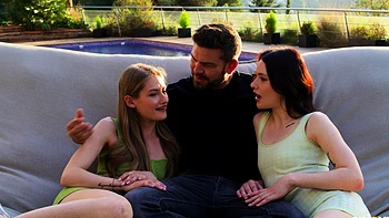 Outdoor threesome from dusk till orgasm