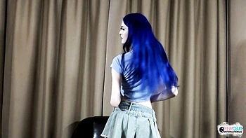 Luring Malvina - cute movie - Femout