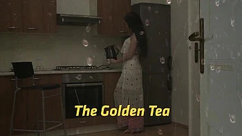 Peeing girls video with sensuous squeeze from VIPissy