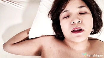 Queen Bee's Cheating Japanese Wife Gets Fucked