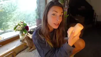 PUSSY LICKING TUTORIAL - with Roxy Fox