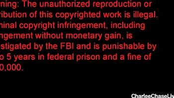 Milfs lesbianas tetonas Charlee y Brooke