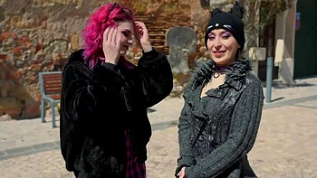 Endy, 32 years old, hairdresser in Lille! - Jacquie et Michel TV