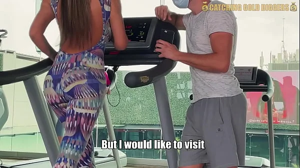 Colombian Big Booty Gold Digger Gets Fucked After A Workout