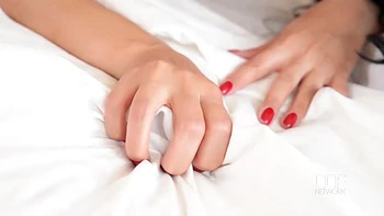 Doctor Cures Pretty Patient With Fucking and Facial Cumshot