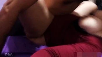 Кризталярам в миссионерской позе с большими сиськами, сосет и целует — домашнее порно