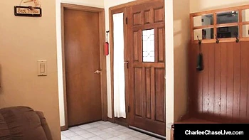 Rocking Charlee and Amber's female orgasm smut