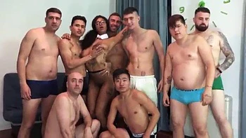 Mamada ardiente y follada dura en perrito y cowgirl