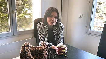 Cerise milf parisina follada en casting