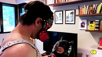 Муж смотрит, как другой мужик грубо доминирует надо мной - жесткий латинский BDSM