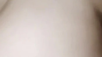 Gordinha indiana nua sozinha