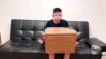 Dünne Brünette fickt beim Straßen-Casting