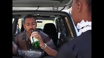 Ebony Babe Gets Her Pussy Licked Outdoors