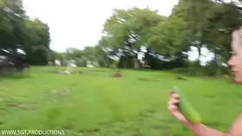 seduces me for a creampie on the 4th of July