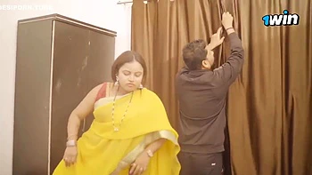 Milf indienne bien en chair secoue son gros cul