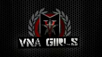 Мэгги дразнит с огромными сиськами и инструктажем для мастурбации