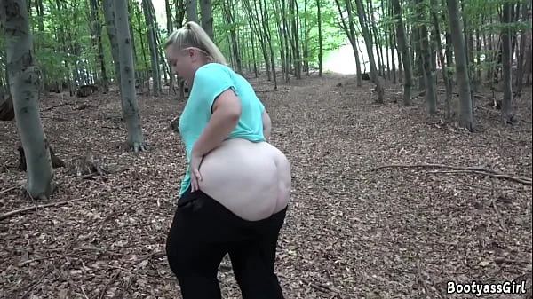 Young chubby girl with nice curves sucks and fucks boyfriend in the forest
