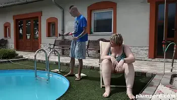 Struggling with a big woman