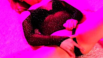 Teen Babe Masturbates Hard in Sexy Bodysuit