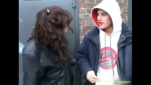 Dutch MILF Likes Interesting Rough Sex