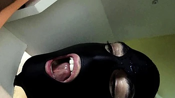pissing in mouth