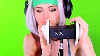 Close up Of Teen Masturbating